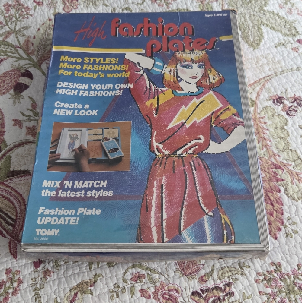 Tomy 1984 High Fashion Plates Design Set